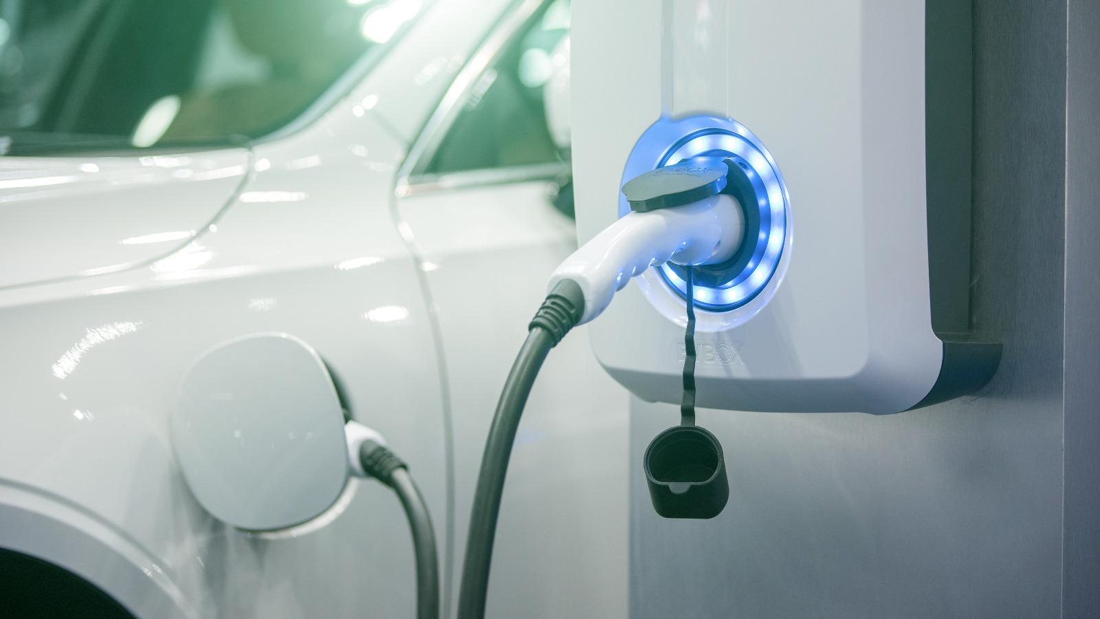 Elektrikli Araç Şarj İstasyonu Sektörüne Genel Bakış